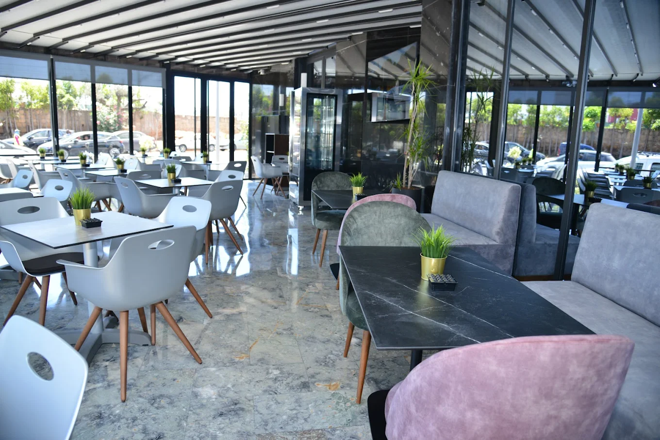 Restaurant et espaces de réception — Privilège Oasis Hôtel